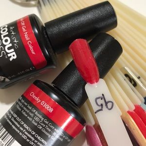 UV soak off gel polish #95